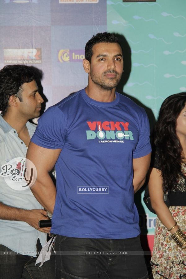 John Abraham at Film Vicky Donor music launch (191323)