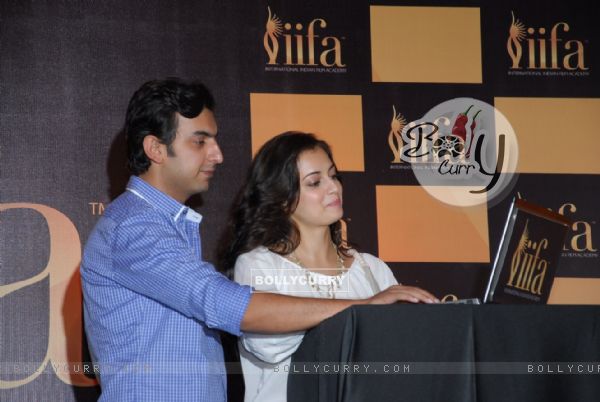 Dia Mirza along with boyfriend and business partner, Sahil Sangha at IIFA 2012 Voting Weekend