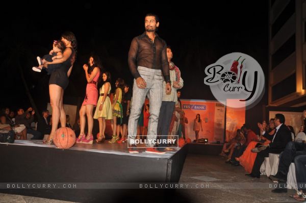 Indraneil Sengupta at GR8! Fashion Walk for the Cause Beti by Television Sitarre