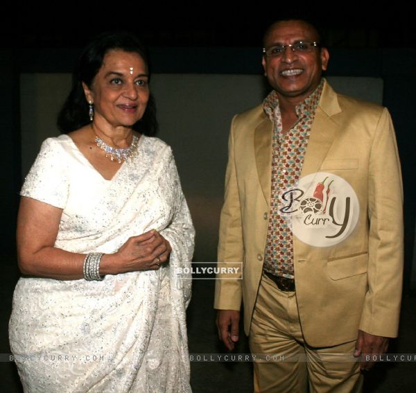 Asha Parekh and Annu Kapoor at Dr. Ambedkar Awards