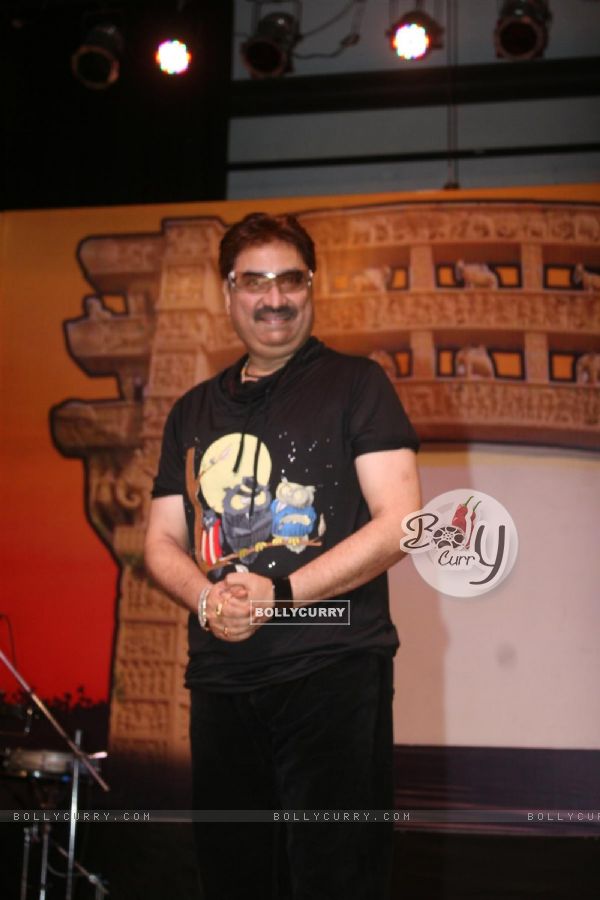 Kumar Sanu at Dadasaheb Ambedkar Awards