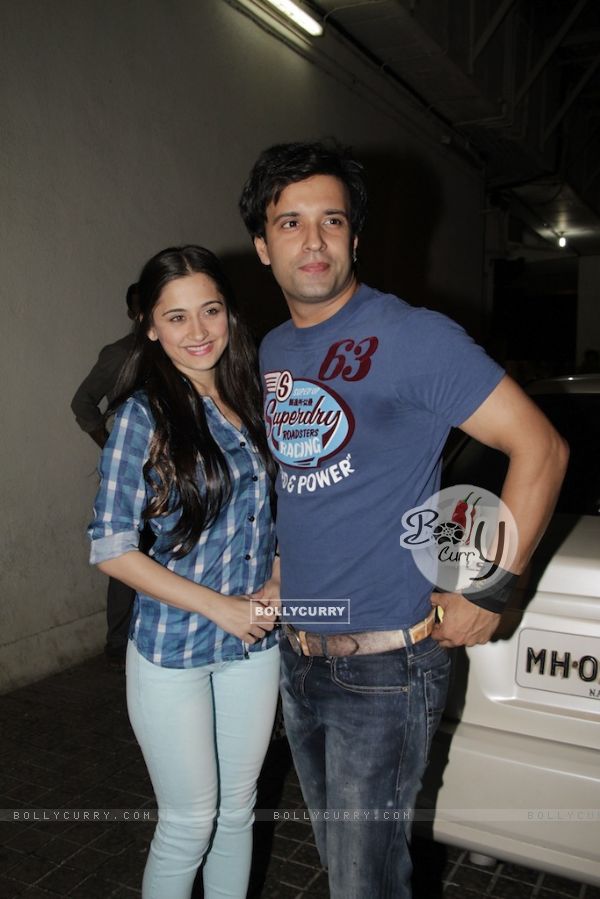 Aamir Ali and Sanjeeda Sheikh at Vicky Donor special screening hosted by John Abraham at PVR (194726)