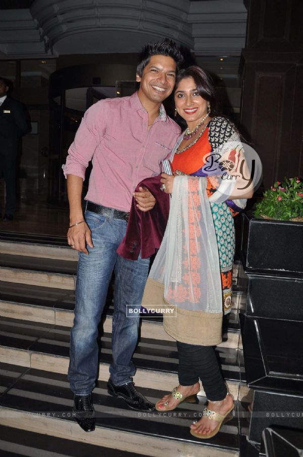 Shaan with wife Radhika at Sunidhi Chauhan's Wedding Reception
