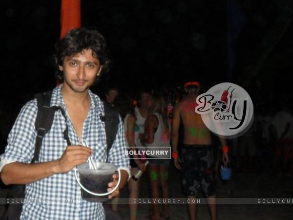 Kunal Karan Kapoor enjoying Thailand