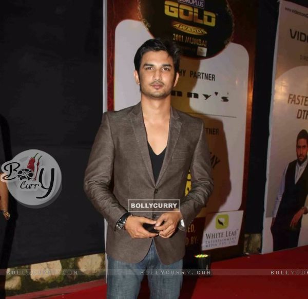 Sushant Singh Rajput At 4th Boroplus Gold Awards 2011