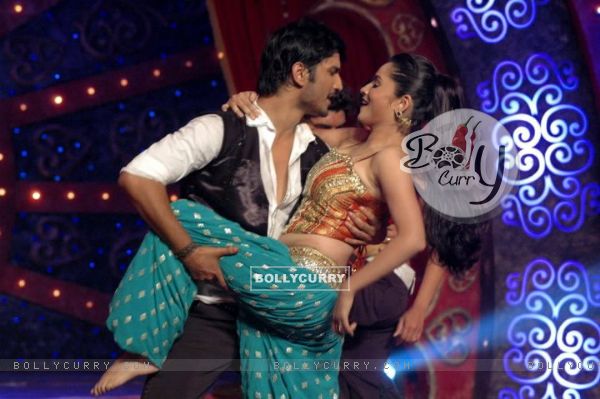 Ankita Lokhande and Sushant Singh Rajput Performing For Valentines Special Episode