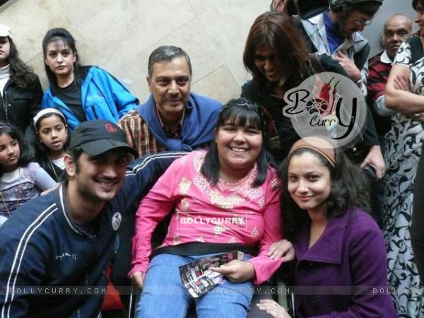 Sushant Singh Rajput, Ankita Lokhande With Fans In South Africa