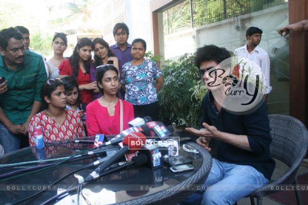 Shah Rukh Khan holds press conference at his bungalow Mannat