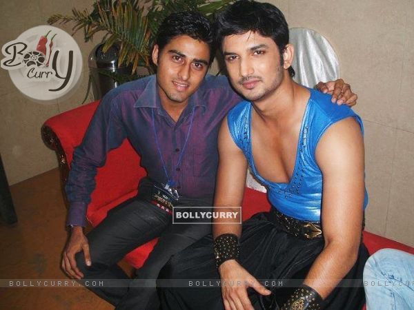 Sushant Singh Rajput With A Fan During ITA Awards