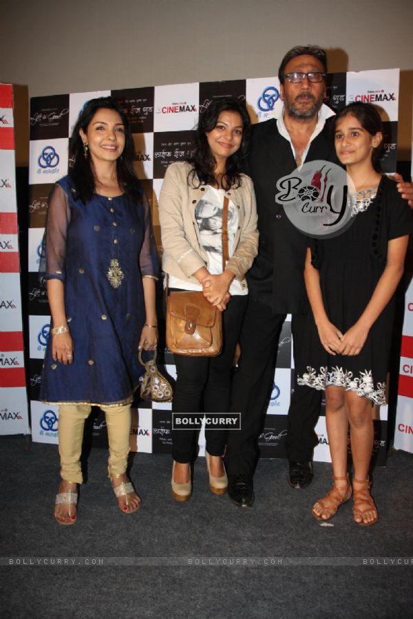 Jackie Shroff, Sunita Chhaya, Ankita Shrivastava, Ananya Vij at Launch of 'Life's Good' promo (211433)