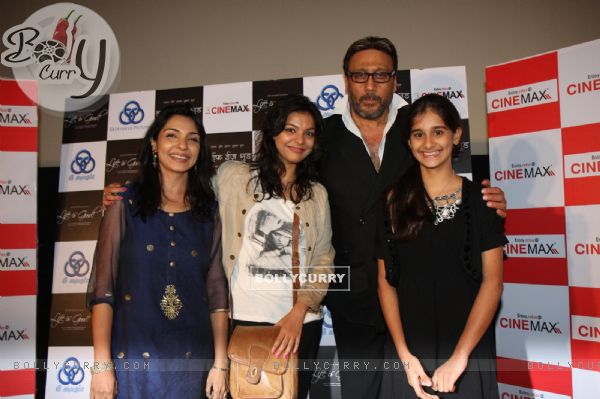 Jackie Shroff, Sunita Chhaya, Ankita Shrivastava, Ananya Vij at Launch of 'Life's Good' promo (211434)
