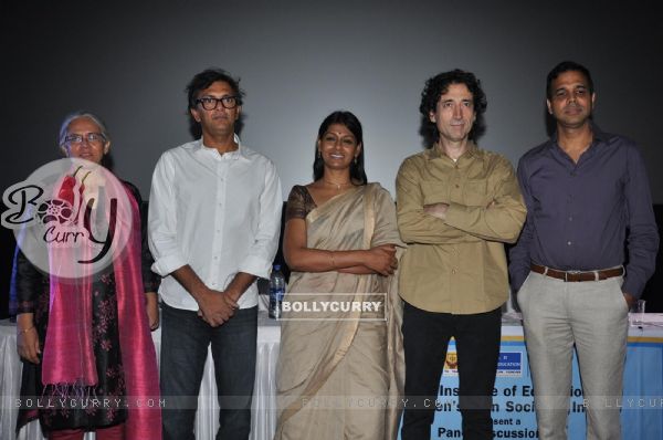 Rakeysh Omprakash Mehra, Nandita Das, Rajan Khosa, Sandesh Shandilya at the launch of film Gattu (211552)