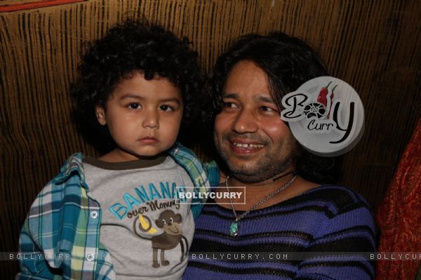 Kailash Kher with son Kabir at his Birthday Party