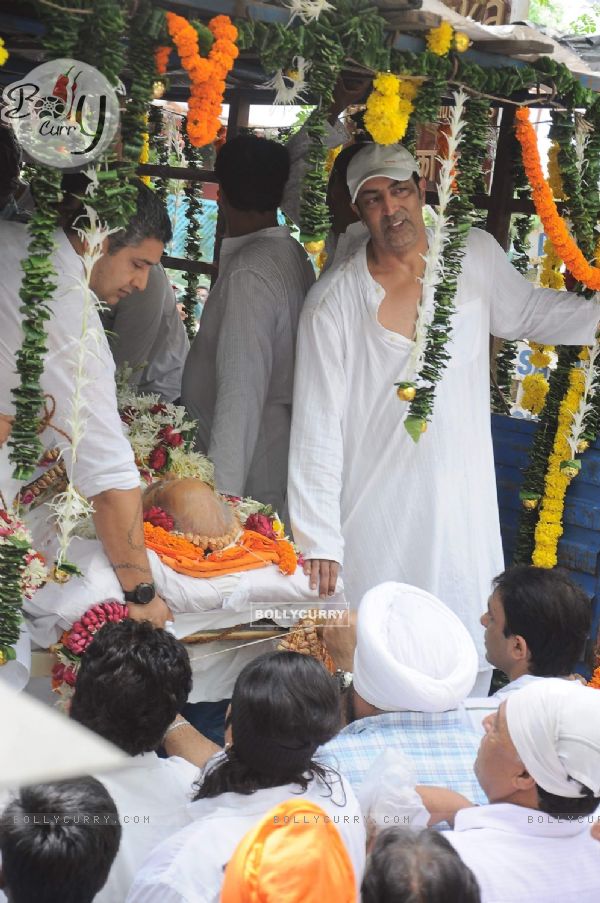 Bollywood actor Vindu Dara Singh at Dara Singh funeral. .