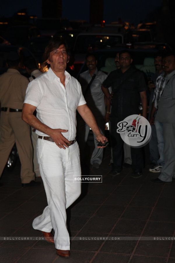 Salman and Sanjay Dutt at Baba Siddique's Iftar Party
