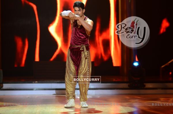 Gurmeet Choudhary in Jhalak Dikhhla Jaa 3