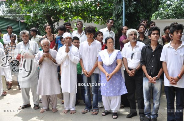 Cremation ceremony of the late Bollywood cinematographer Ashok Mehta