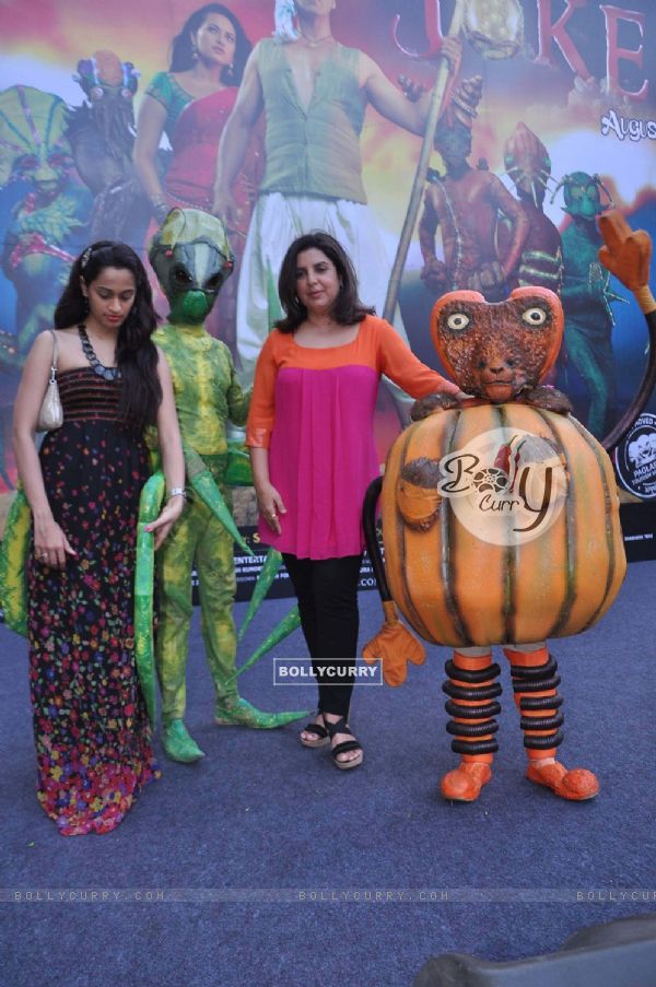 Film Director cum choreographer Farah Khan on the sets of  promote their movie Joker at Phoenix Mill Mumbai. . (220671)