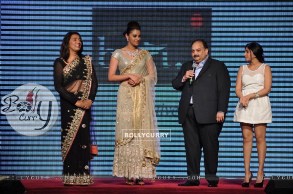 Sonam Kapoor & Hema Malini launched 3rd edition of IIJW
