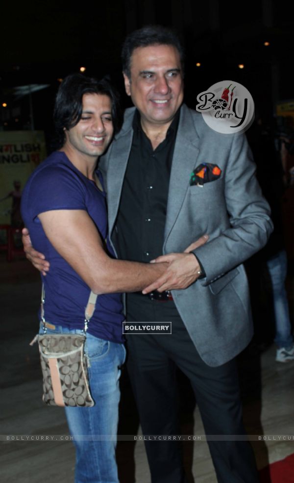 Karanvir Bohra with Boman Irani at Special Screening of Shirin Farhad Ki Toh Nikal Padi at Cinemax (222430)