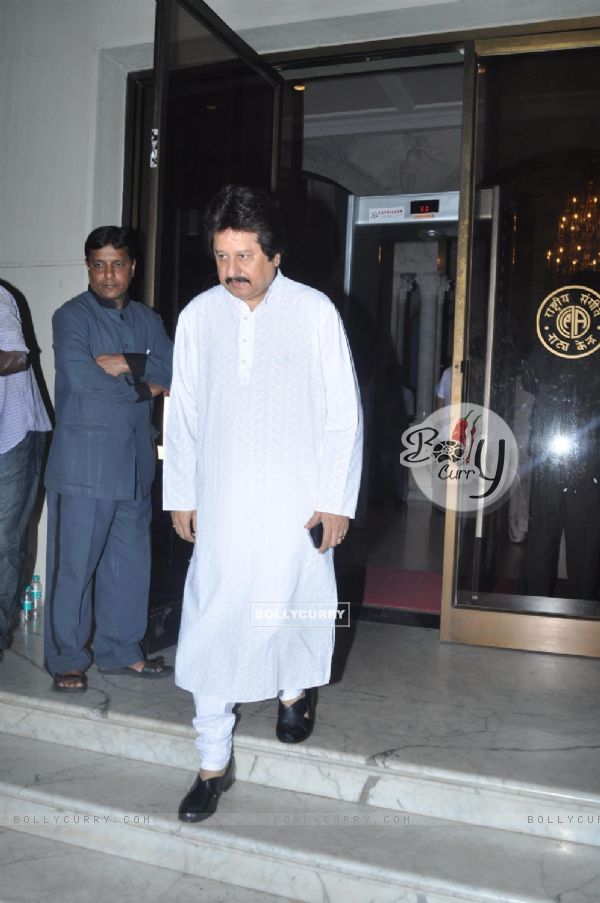 Prayer meet of late former Chief Minister of Maharashtra Vilasrao Deshmukh at NCPA