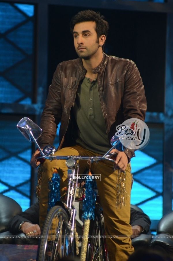 Bollywood actor Ranbir Kapoor at 'Indian Idol 6' Finale. . (223649)
