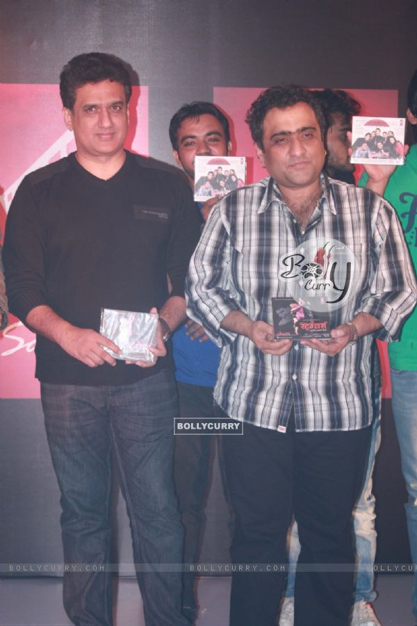 Daboo Malik with Kunal Ganjawala at music launch of marathi movie The Strugglers (223755)