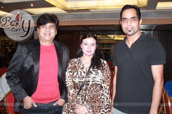 Mukesh Tyagi, Anupama Shukla and Vishwajeet Pradhan at music launch of marathi movie The Strugglers (223769)