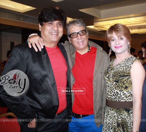 Mukesh Tyagi, Aditya Raj Kapoor and Bobby Darling at music launch of The Strugglers (223770)