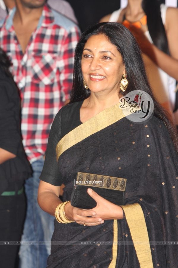 Deepti Naval at Amitabh Bachchan's 70th Birthday Party at Reliance Media Works in Filmcity
