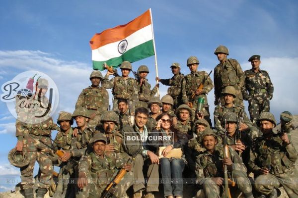Mohnish Bahl & his wife with Indian Army