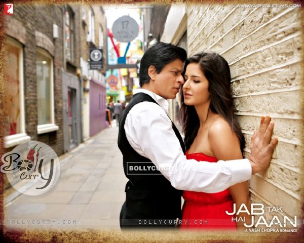 Shah Rukh Khan and Katrina Kaif in Jab Tak Hai Jaan (232796)