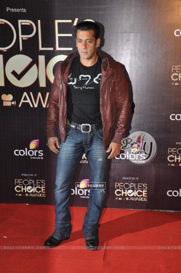 Salman Khan at Peoples Choice Awards 2012