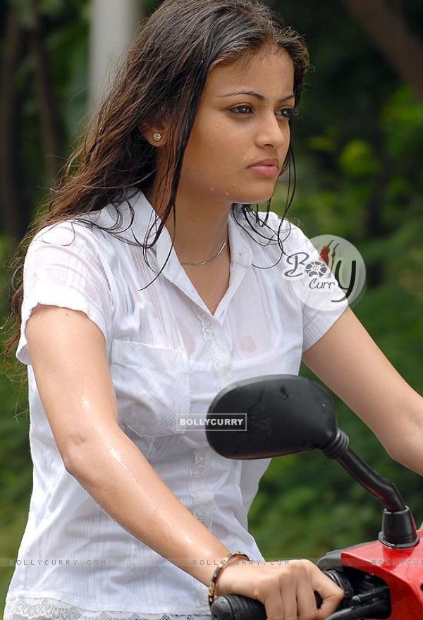 Sneha Ullal