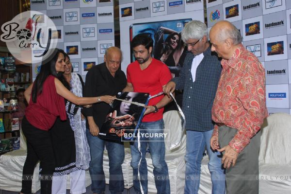 Mahesh Bhatt, Emraan Hashmi, Vikram Bhatt and Mukesh Bhatt at Film Raaz 3 DVD Launch (237841)