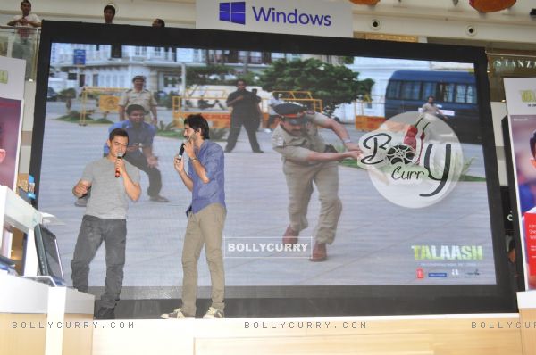 Aamir Khan and Gaurav Kapoor promotes film Talaash with Microsoft Windows 8