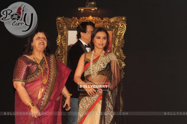 Rani Mukherjee with mother Krishna Mukherjee at Red Carpet for premier of film Jab Tak Hai Jaan (239707)