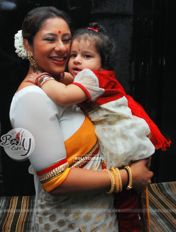 Sai Deodhar with her daughter at launch of their Production house Thoughtrain Entertainment