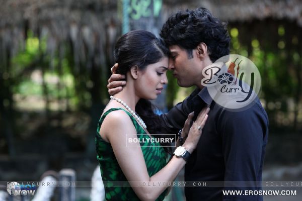 A still of Tena Desae with Rajeev Khandelwal from the movie Table No. 21 (247176)