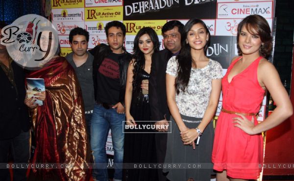 Milind, Anita, Yatin, Adhyayan, Ragini, Arun, Hrishita and Udita Goswami at music launch of film Dehraadun Diary in Cinemax, Andheri West Mumbai. (247776)