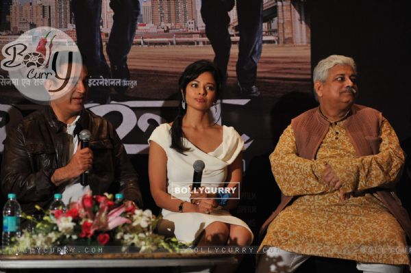 Kamal Hassan, Pooja Kumar at Film Vishwaroop press meet