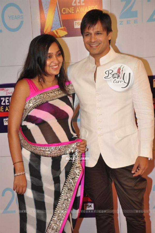 Vivek Oberoi with wife Pallavi at Zee Cine Awards 2013 at YRF Studios in Andheri, Mumbai.