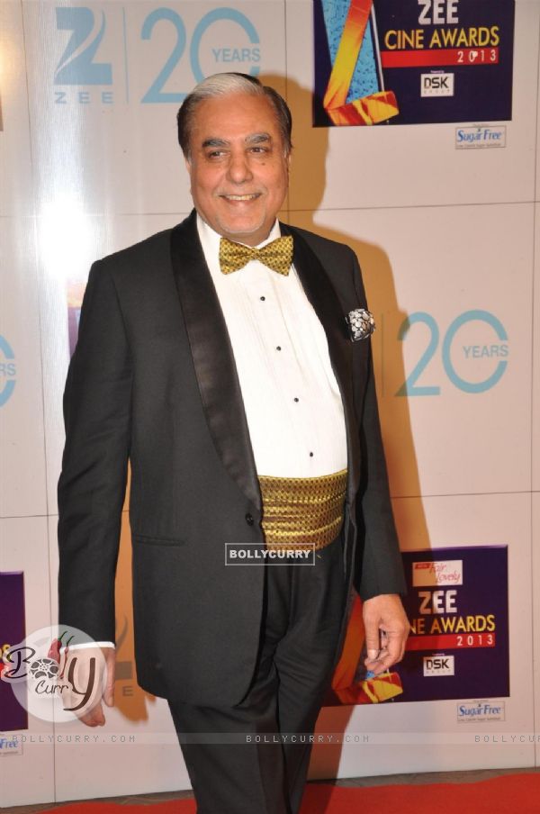 Subhash Chandra Goel at Zee Cine Awards 2013