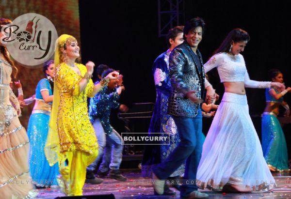 Shah Rukh Khan at Temptation Reloaded 2013 in Muscat