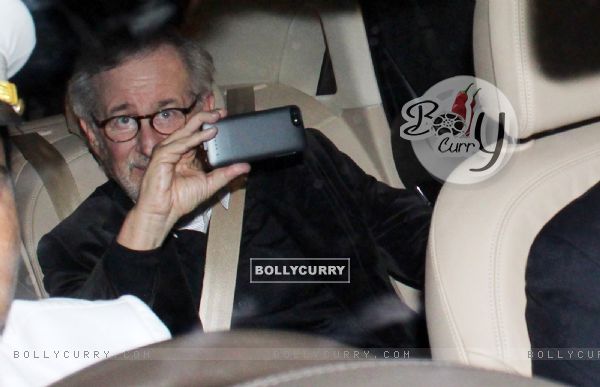 Steven Spielberg Meets With Bollywood Filmmakers