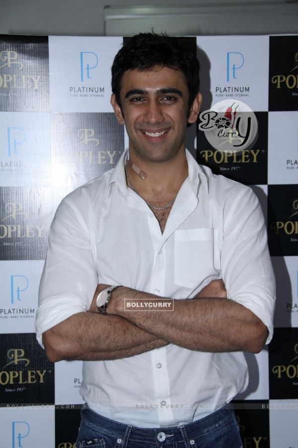 Amit Sadh Unveil Popley Platinum Jewellery Range