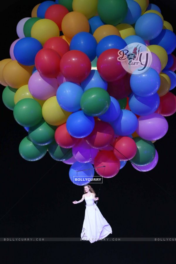 Celebs performed at IPL 6 opening ceremony in Kolkata