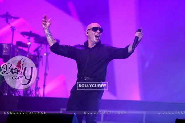 Armando Prez(Pitbull) performed at IPL 6 opening ceremony in Kolkata