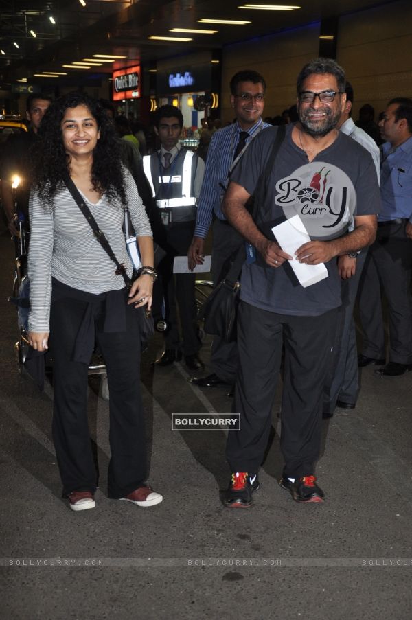 R. Balki and Gauri Shinde at Airpot Going to Toifa Awards