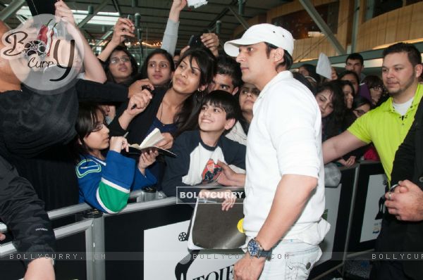 Jimmy Shergill reached Vancouver for Toifa